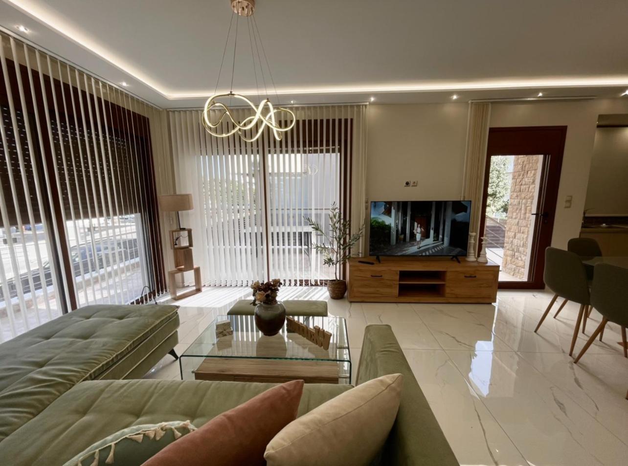 Agora Luxury Villa I Loutraki  Exterior photo