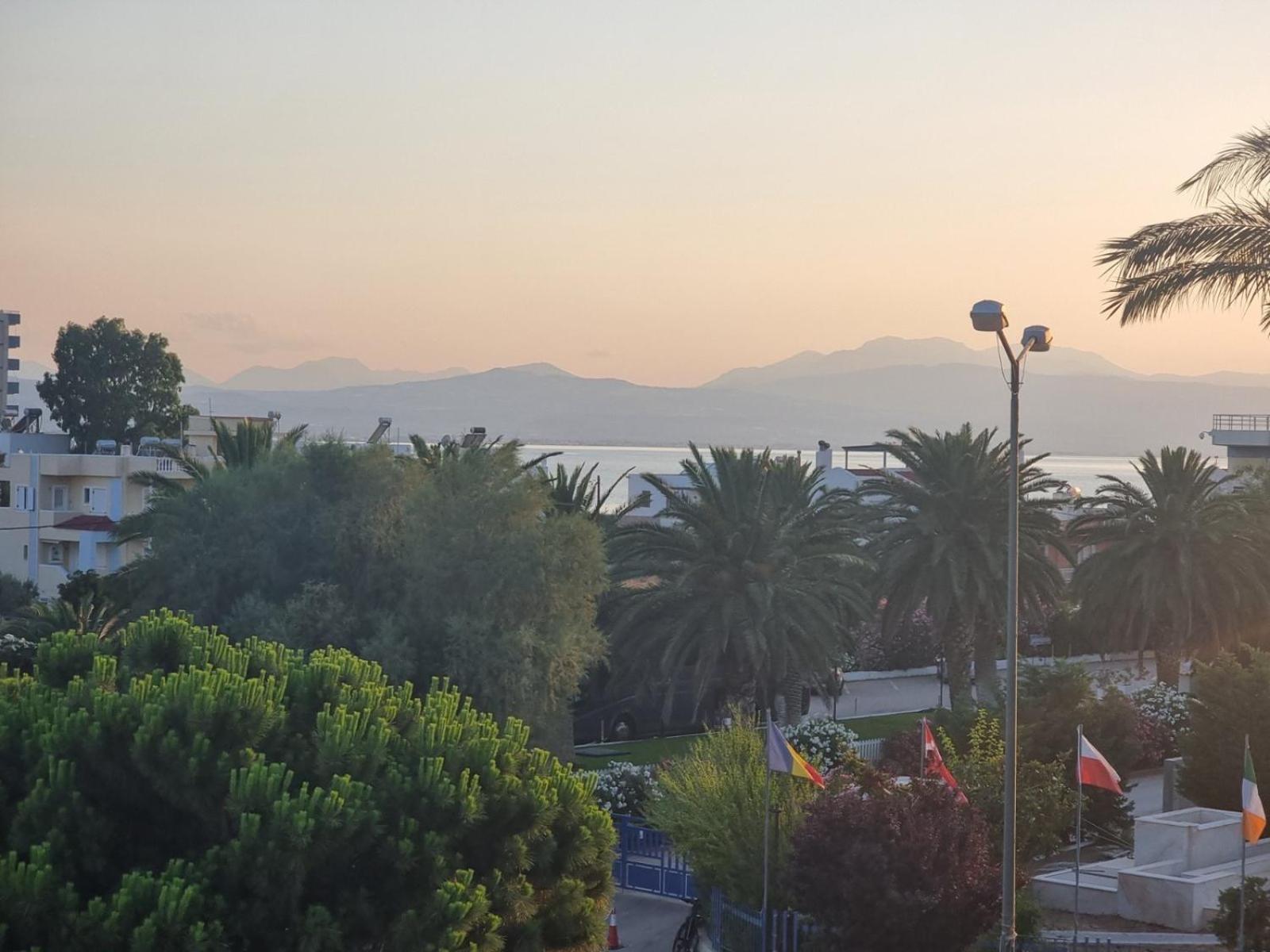 Agora Luxury Villa I Loutraki  Exterior photo